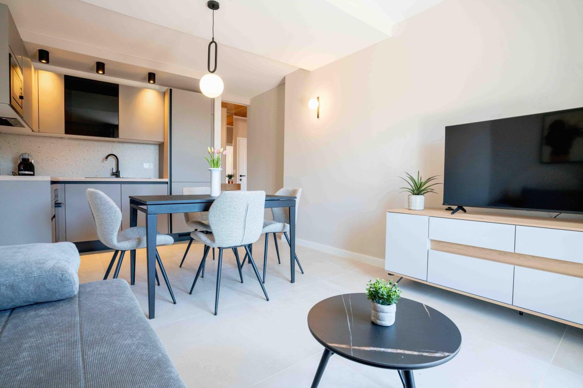 Sea View Apartment Gin เบรลา ภายนอก รูปภาพ