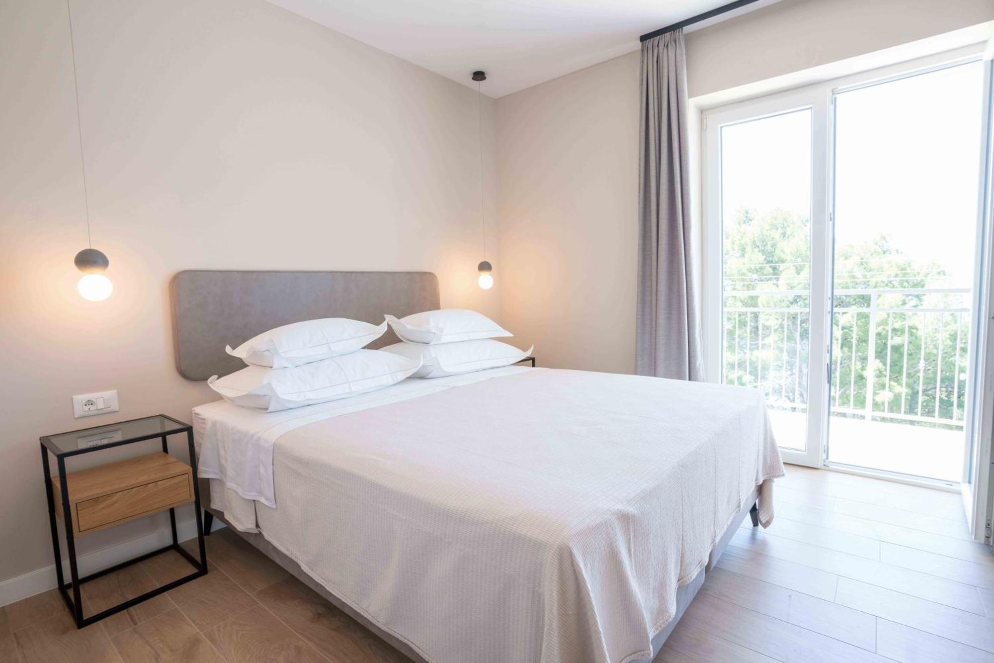 Sea View Apartment Gin เบรลา ภายนอก รูปภาพ