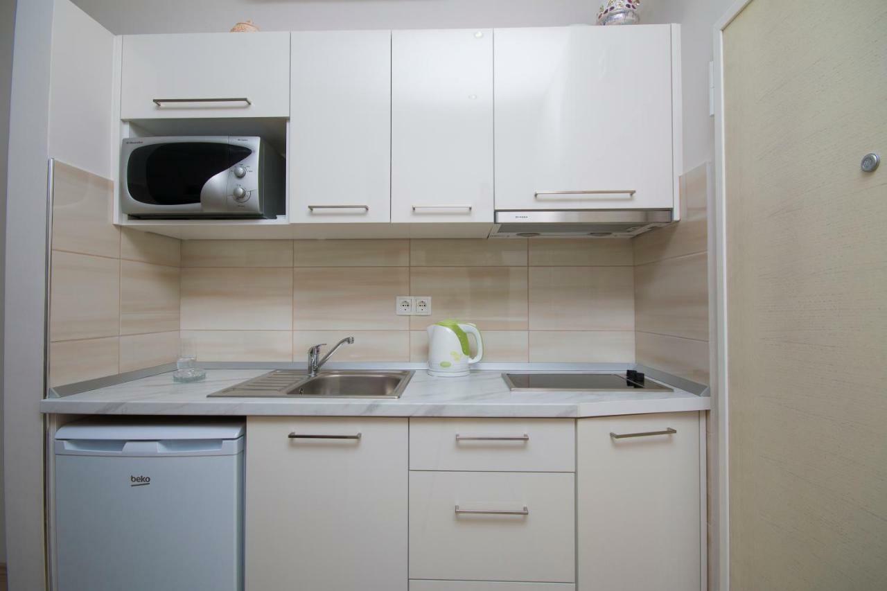Sea View Apartment Gin เบรลา ภายนอก รูปภาพ